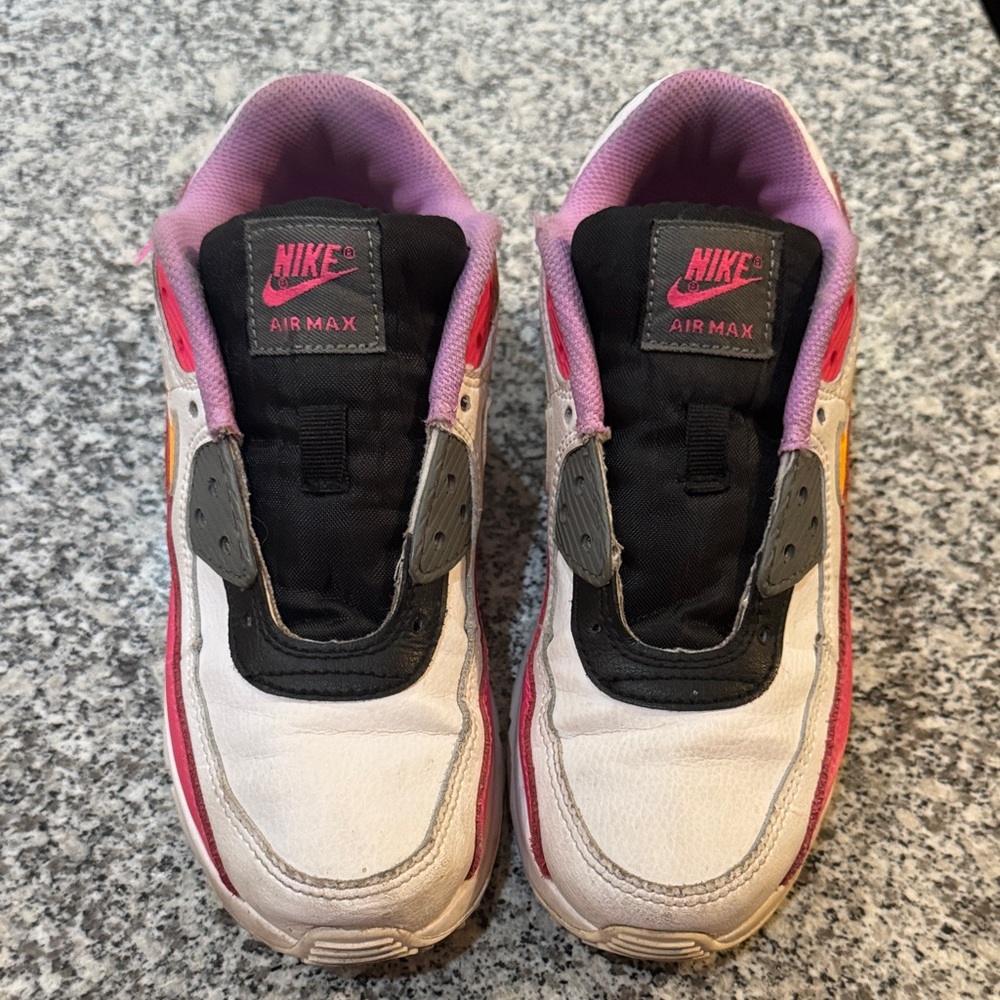 Nike Air Max Sneakers - Pink, Black, and White